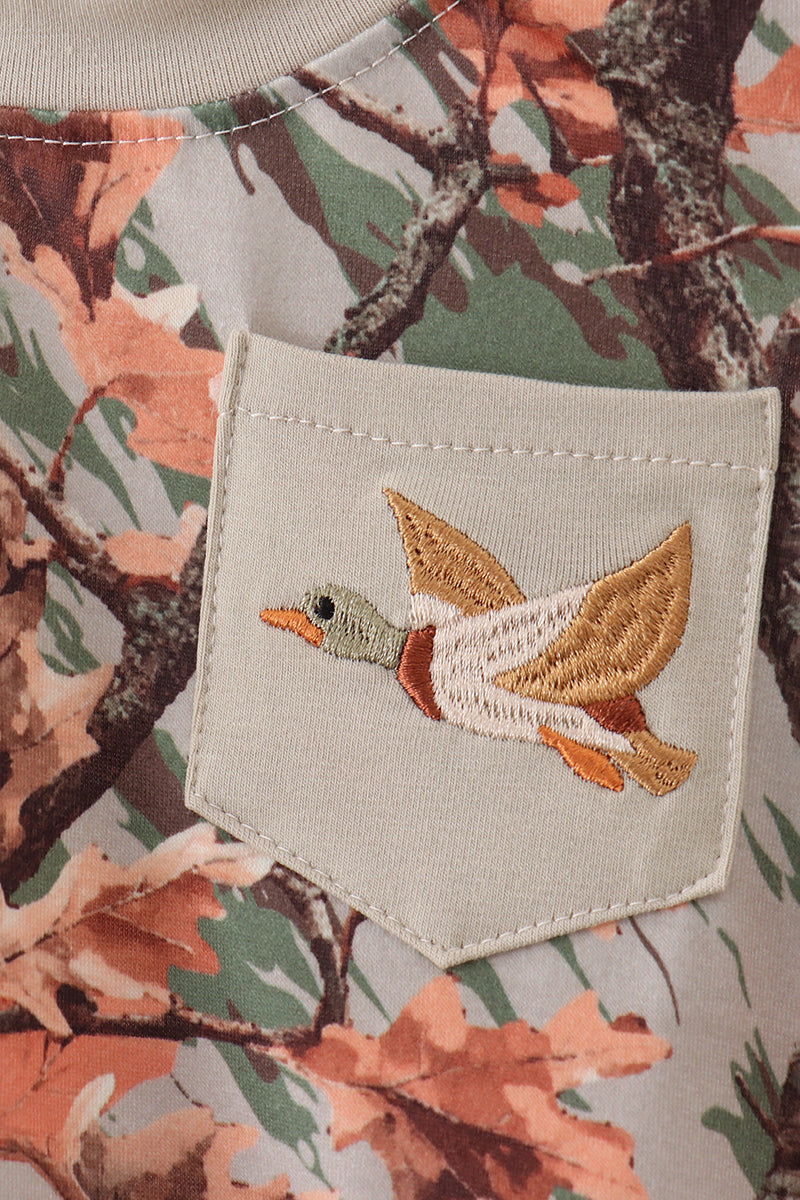 Camo Duck Embroidered Pocket Bubble