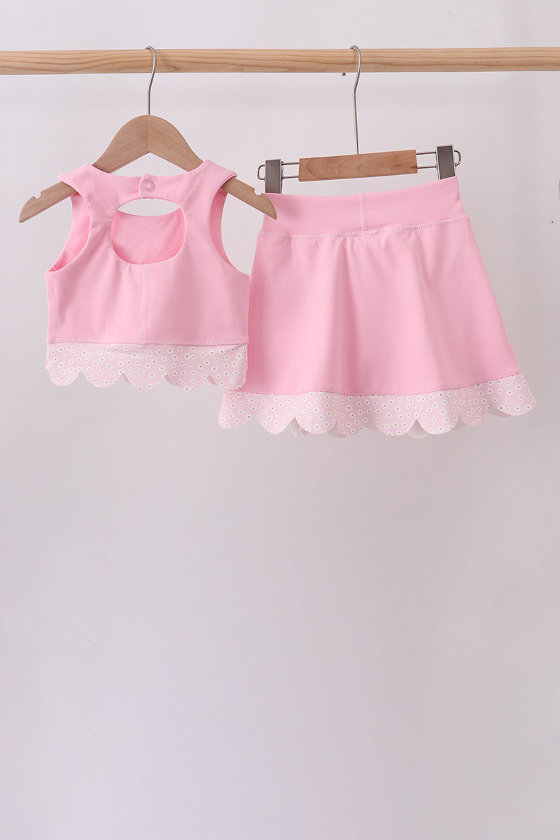 Pink scalloped active skorts set