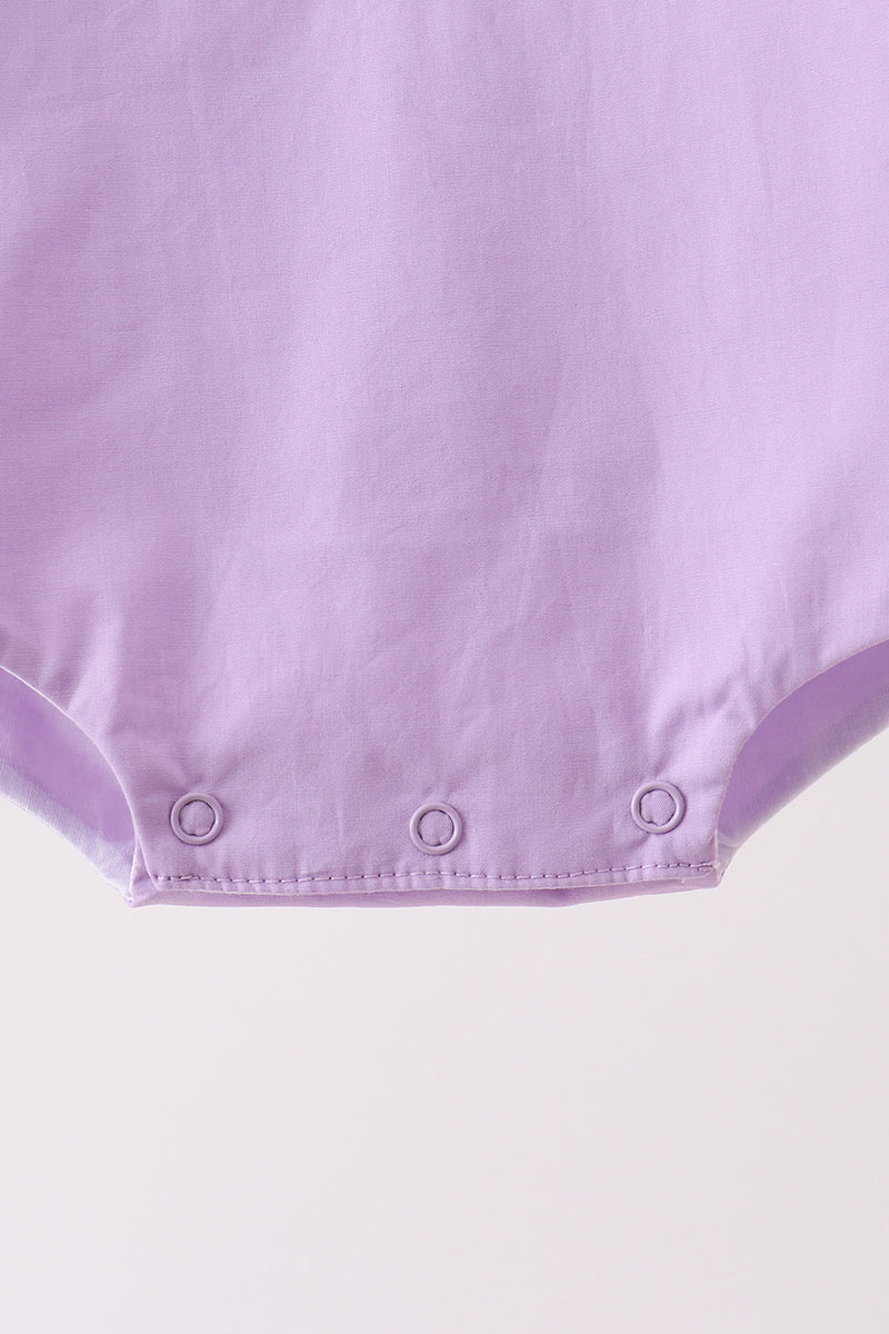 Purple ribbon ruffle bow bubble