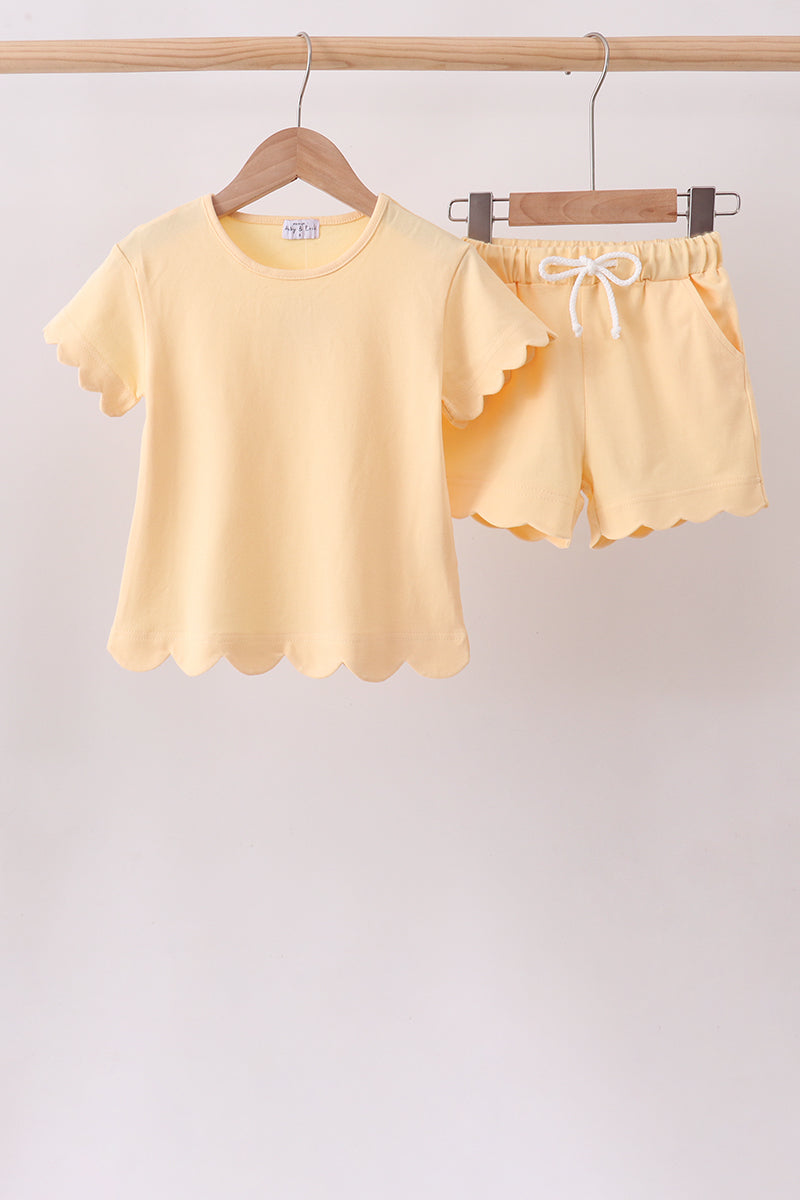 Buttercup Scalloped Shorts Set