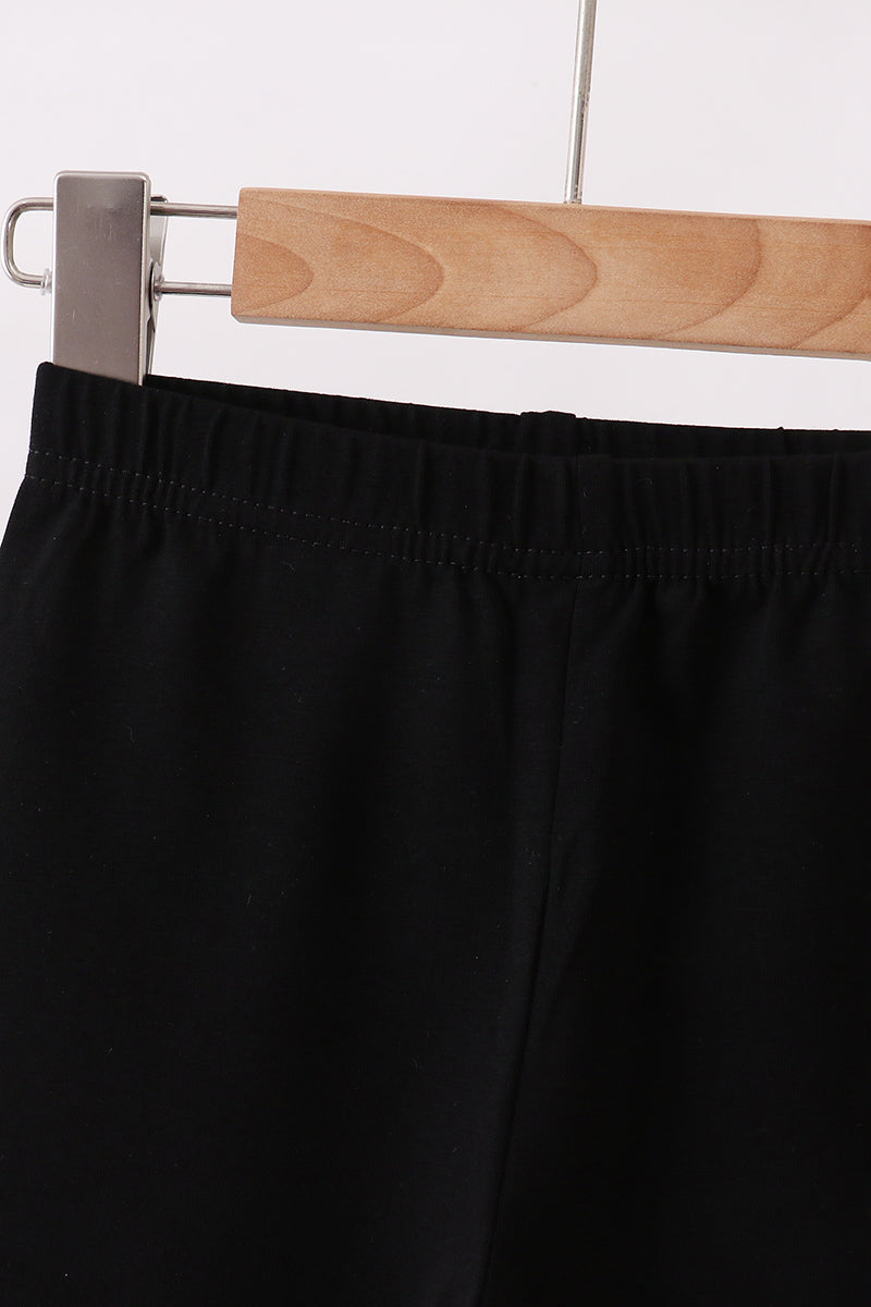 Black icing ruffle pants