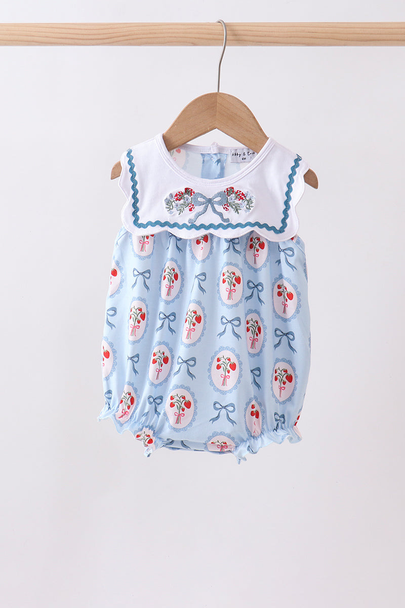 Blue strawberry bow embroidery bubble